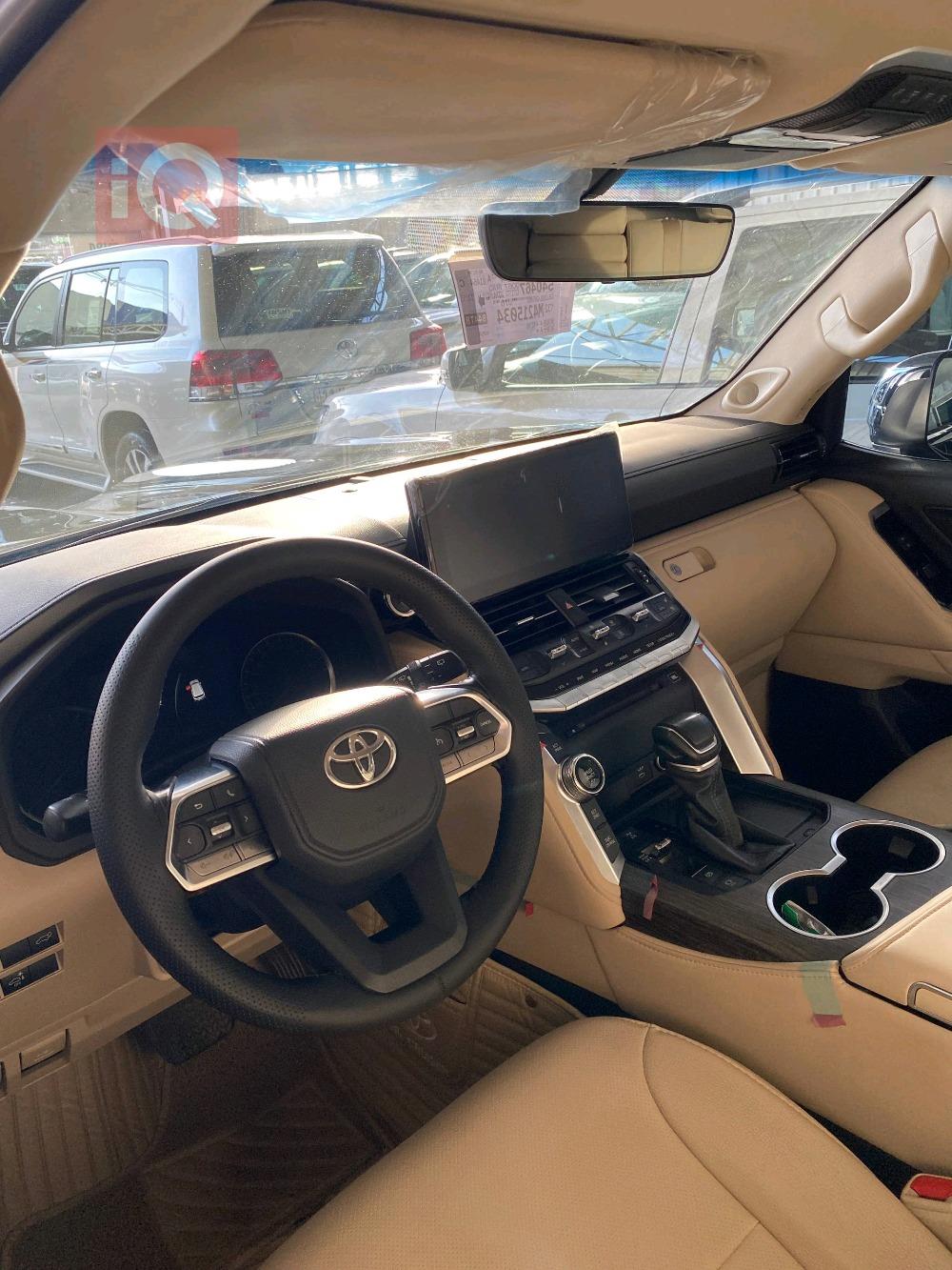 تويوتا لاندكروزر